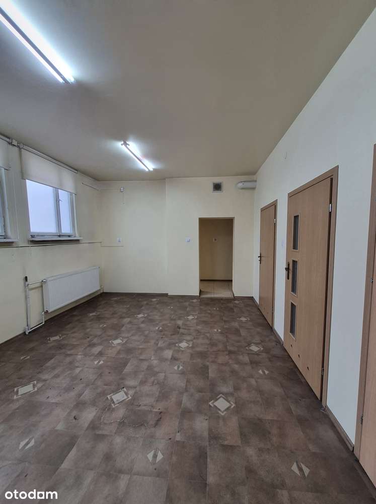 Atrakcyjny lokal 195 m² na sprzedaż – centrum Szadku-3