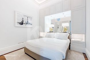 Apartamento inserido em Prédio do século XIX em localização premium e - Grande imagem: 5/41