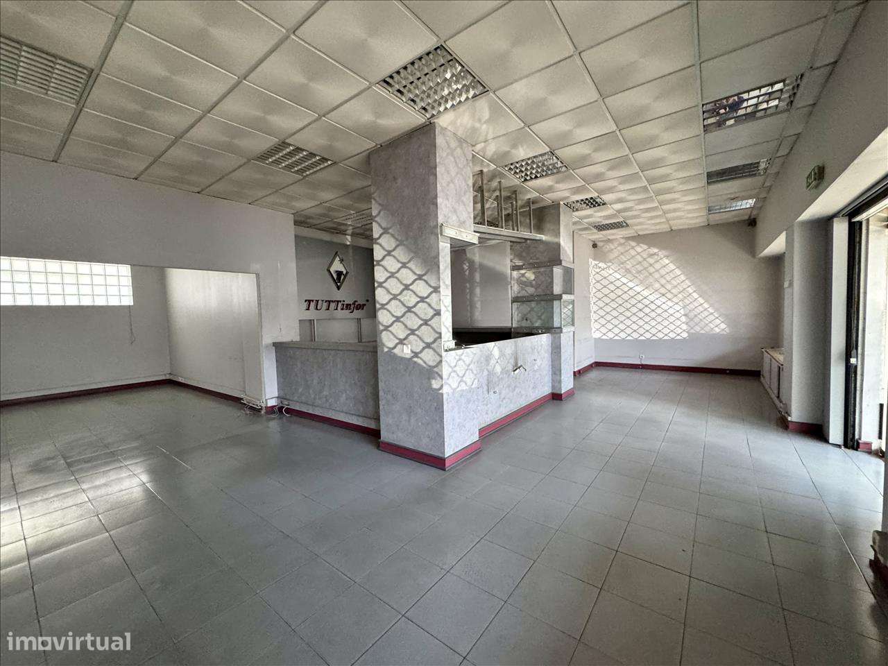 Loja em Setúbal, Nossa Senhora da Anunciada-5