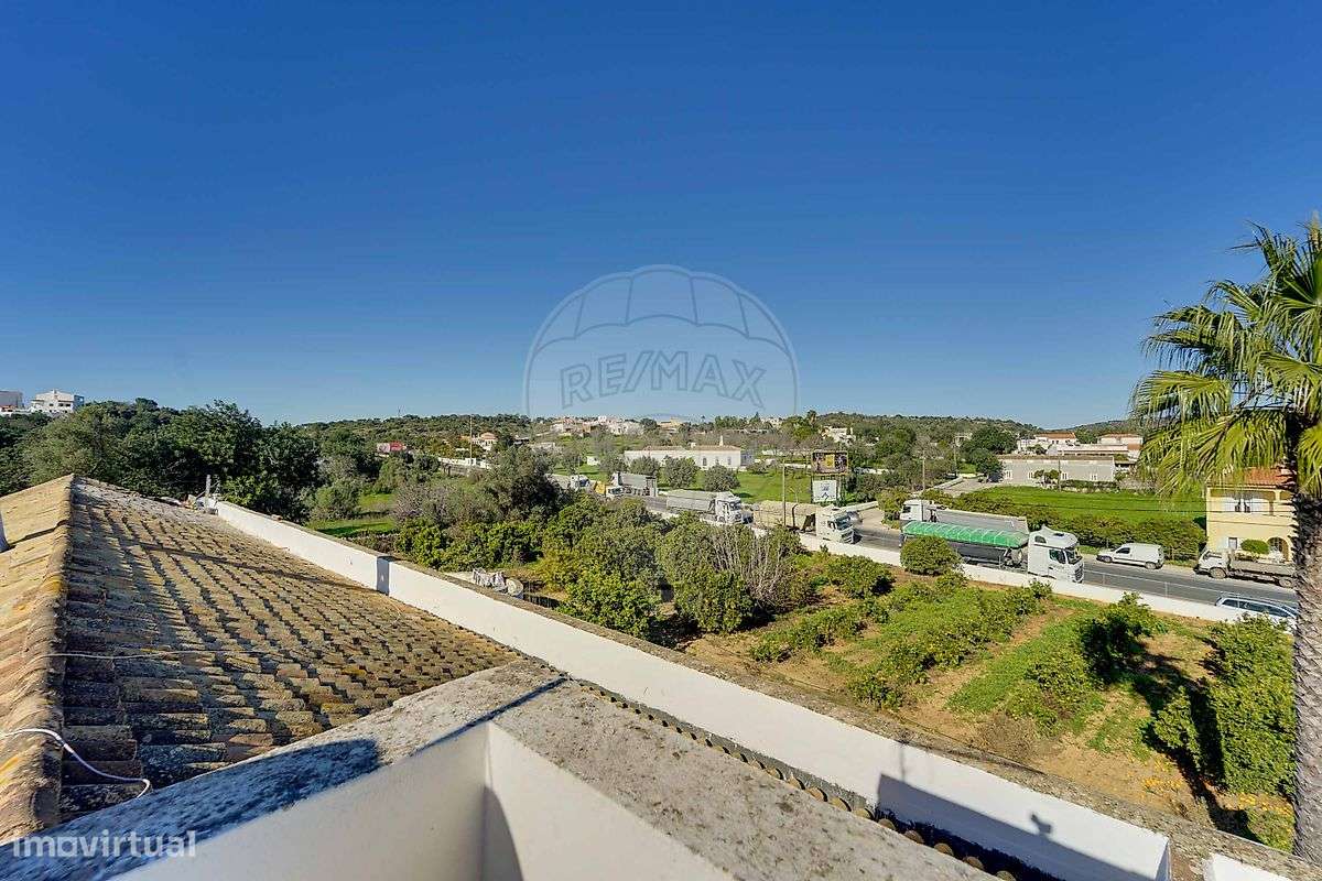 Moradia T15 para venda-28