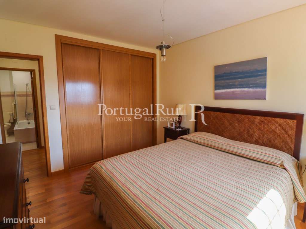 Quintinha com várias habitações em Vila Franca de Xira-36