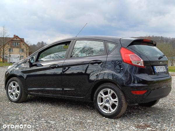 Ford Fiesta 1.25 Champions Edition - 18