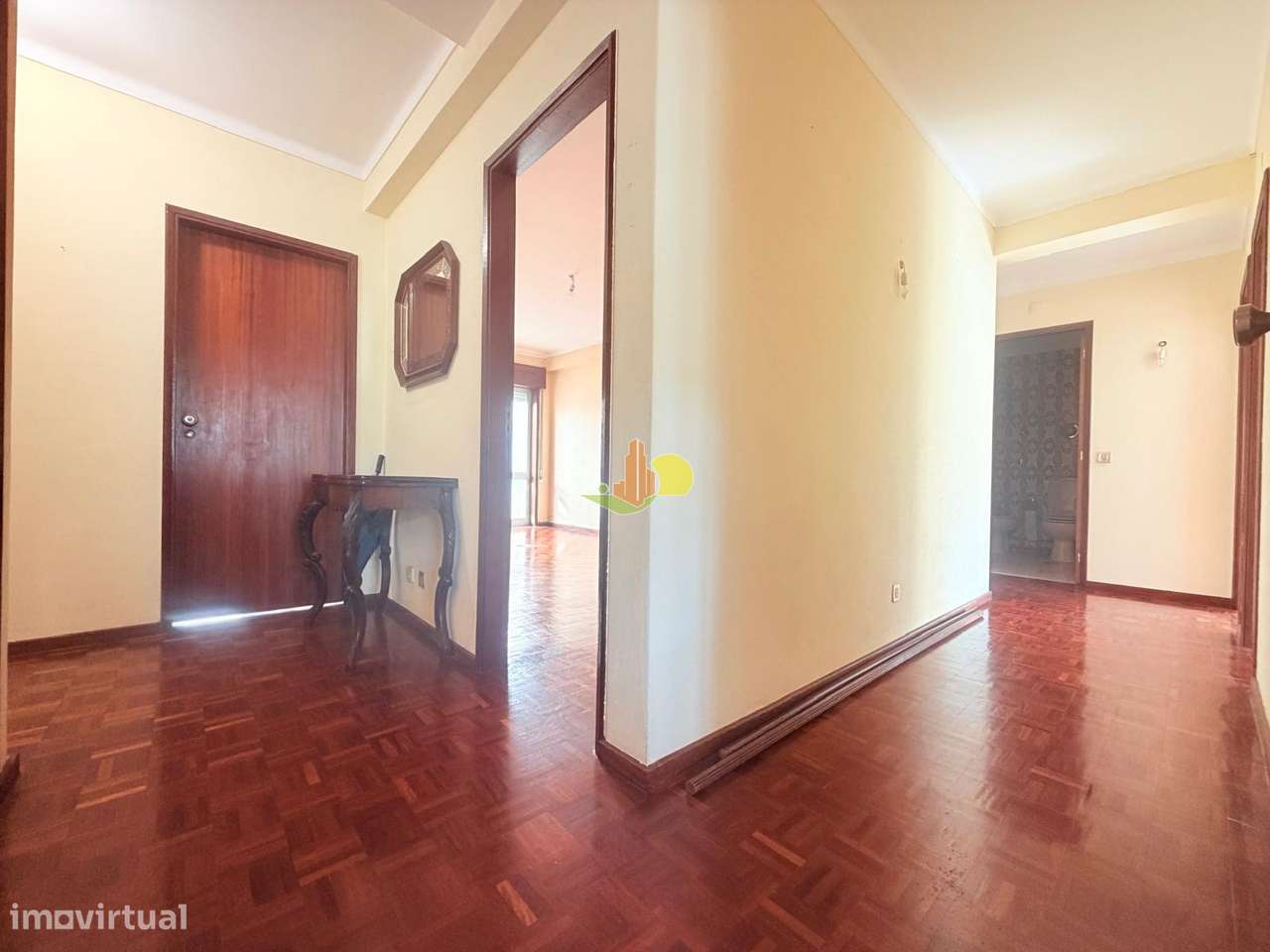 T4 com Garagem centro cidade-15