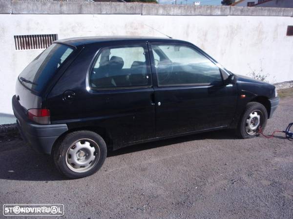 Peugeot 106 ( 1994 ) 1.1 - Pecas de mecanica e chapa. - 1