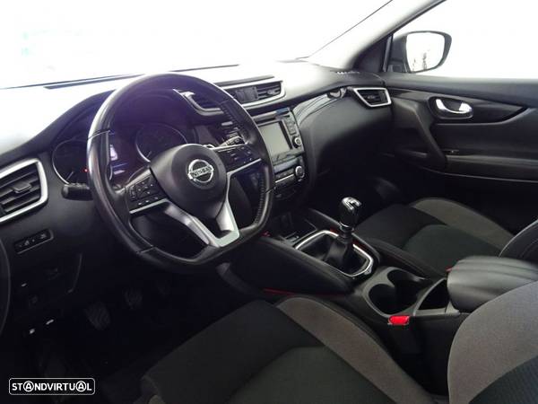 Nissan Qashqai 1.3 DIG-T N-Connecta J18 - 13