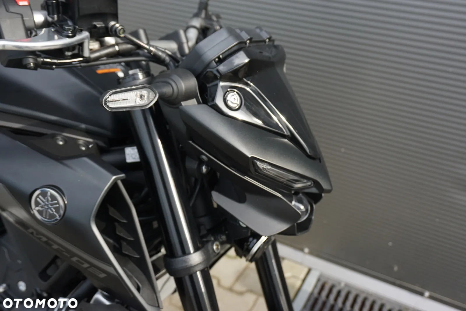 Yamaha MT - 12