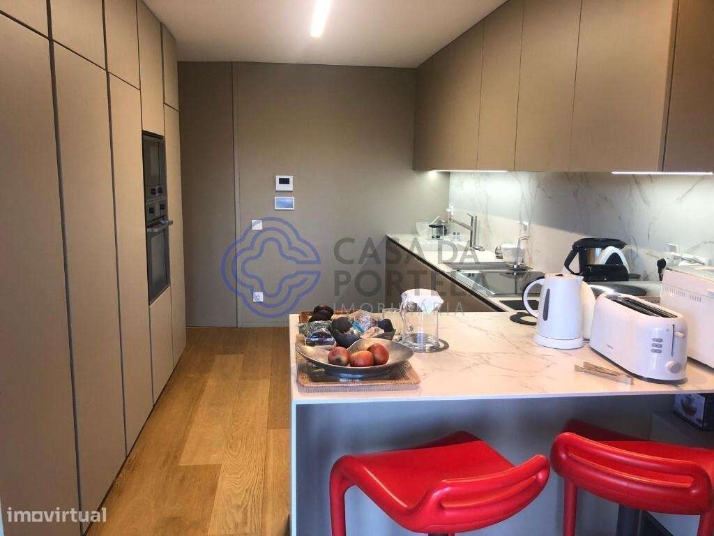 Moradia T4 para venda em Nevogilde no Porto-3