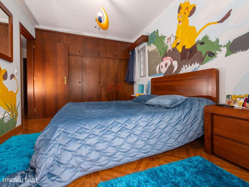 Moradia V4+1 próximo do Parque Urbano, São Pedro, Ponta Delgada-23