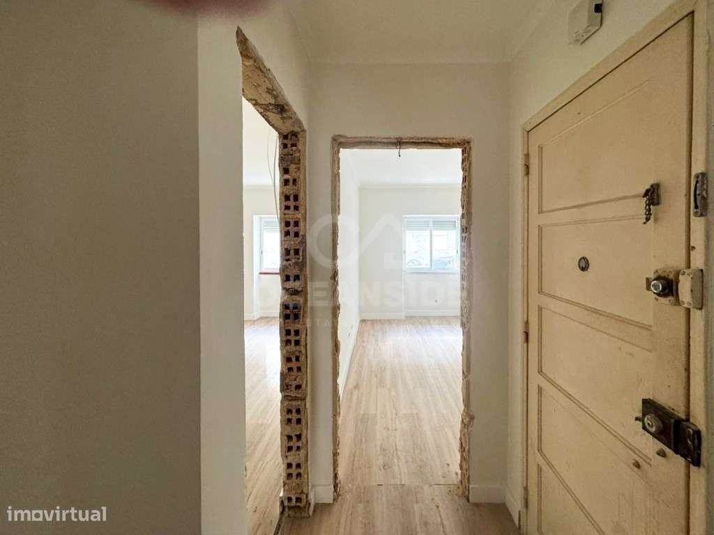 Apartamento T2 no centro de Almada - Grande imagem: 4/18