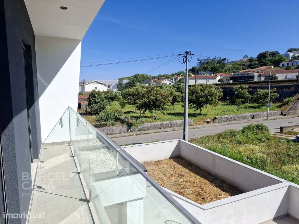 Moradias Geminadas T3 Novas, na Silva - Barcelos-6