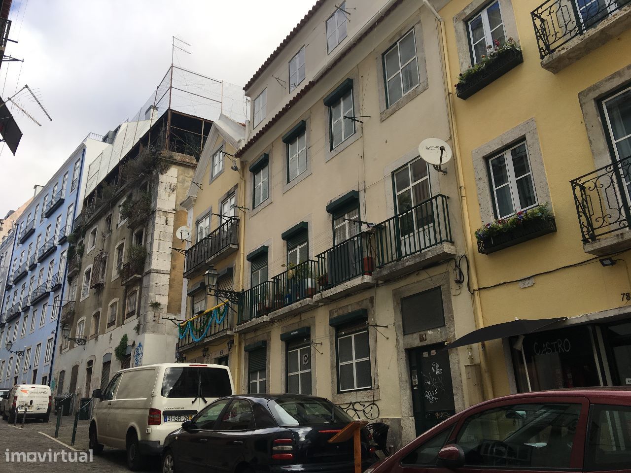 Prédio em bairro alto para investimento