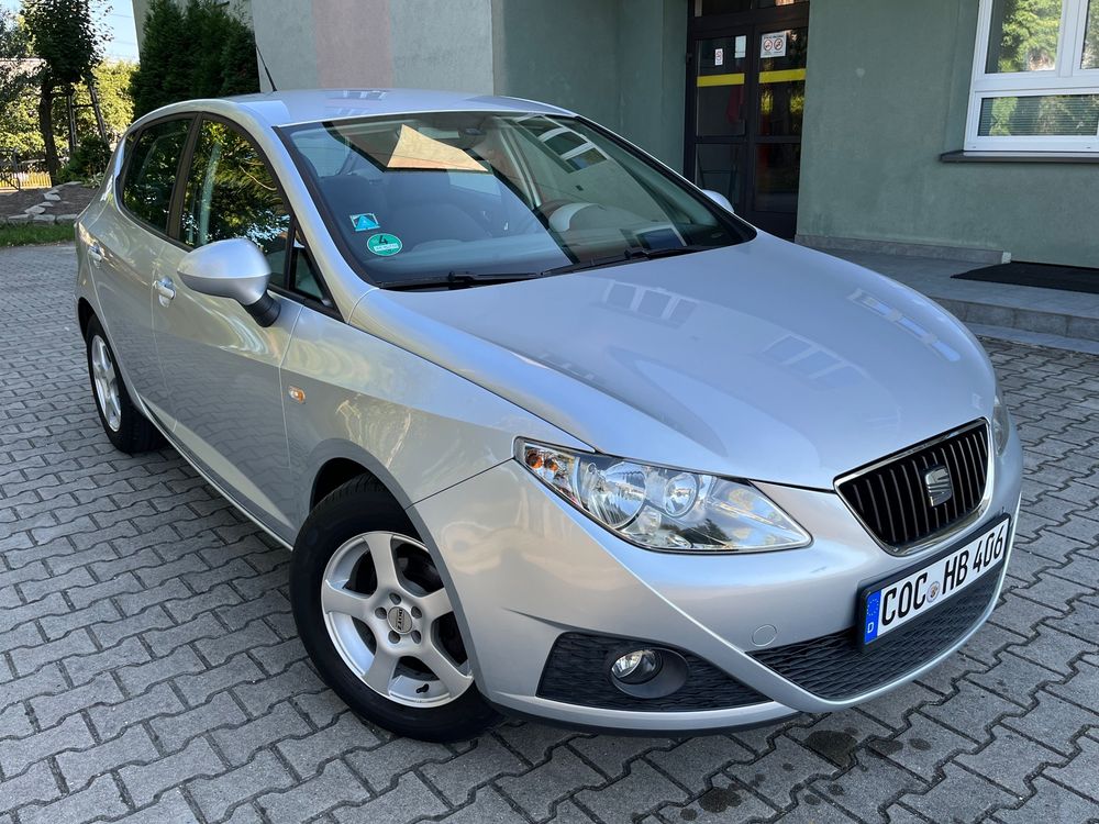 Seat Ibiza IV (2008-2017) 1.4 16V Style 2010