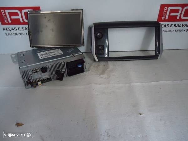 Conjunto Auto Radio & Navegação Peugeot 208 - 2