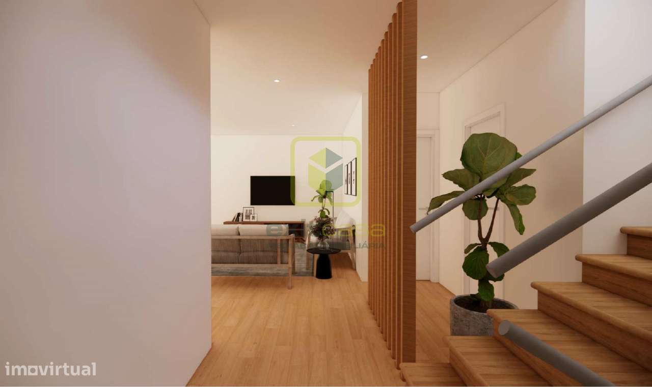 Moradia T4 em Construção-7