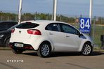 Kia Rio - 11