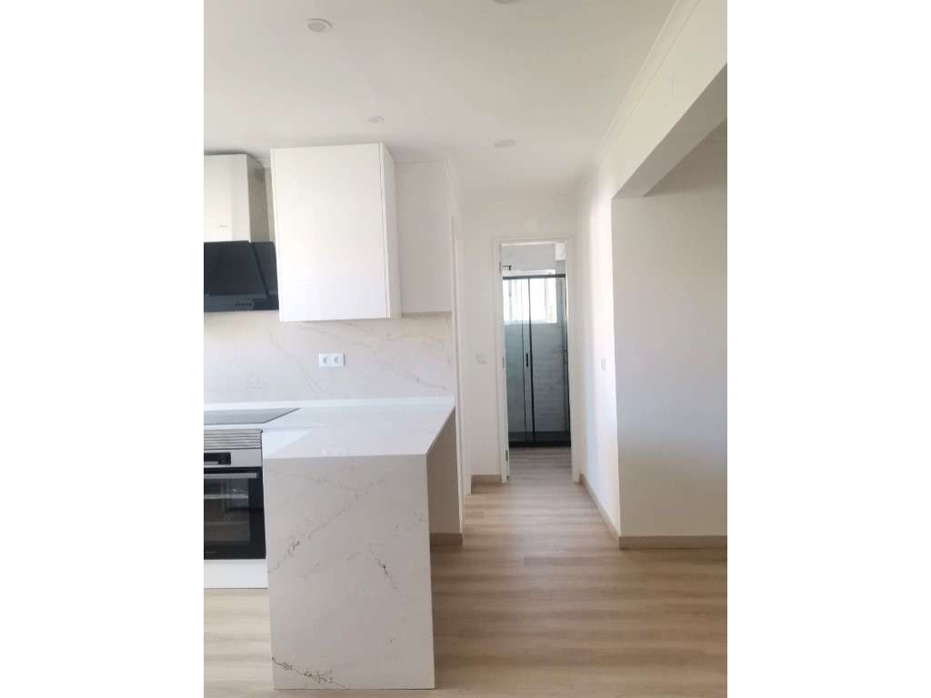 Arrendamento T2 Parqueamento no Centro Cascais - Grande imagem: 5/27