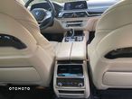 BMW Seria 7 740d xDrive - 17