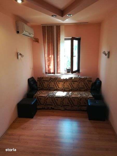 Vând apartament cu 3 camere - Imagine principală: 5/8