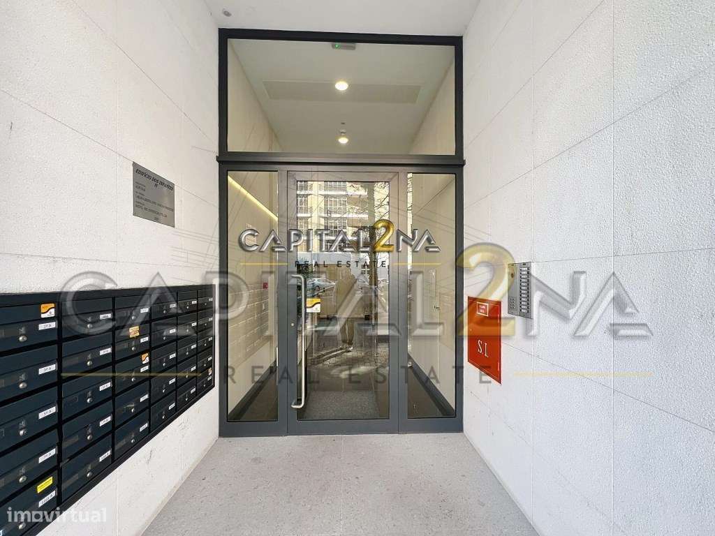 Penthouse T3 Duplex com Piscina Privada Aquecida, Terraço e Box par...-37