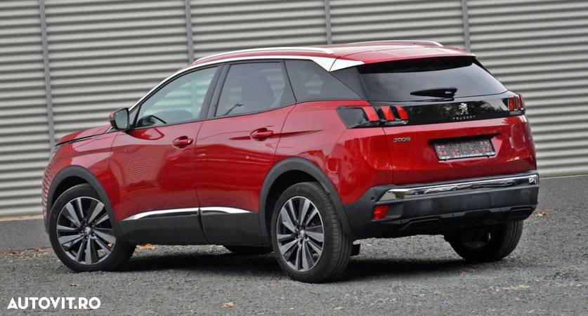 Peugeot 3008 1.6 BlueHDI S&S Allure - 12