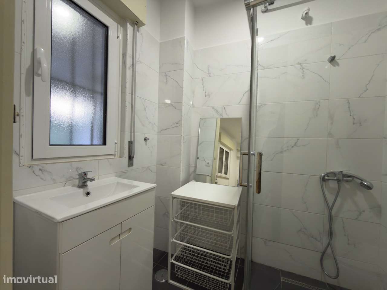 Olivais , Apartamento T1 mobilado e com cozinha equipada - Grande imagem: 5/5
