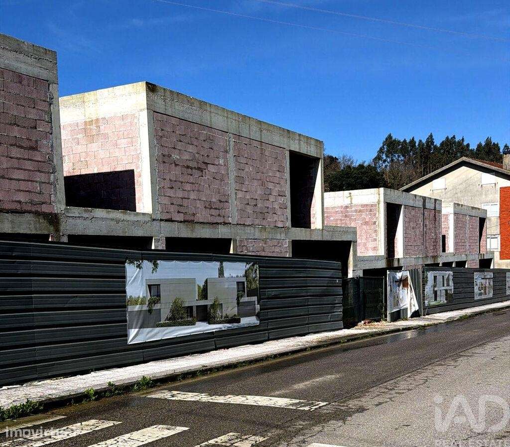 Casa / Villa T4 em Sever do vouga de 203,00 m2 - Grande imagem: 2/14