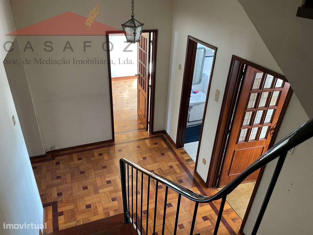 Venda Moradia T6 no Bairro dos Músicos-12