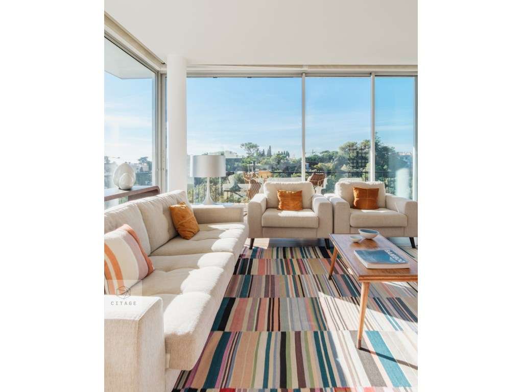 Moradia com vista mar no centro do Estoril-11