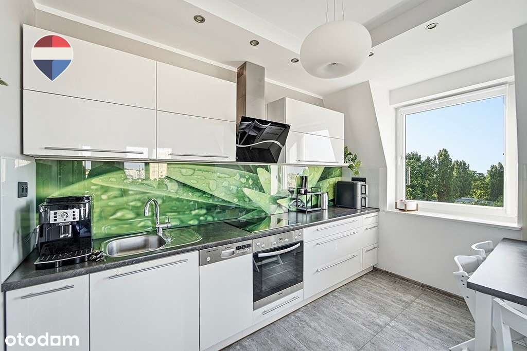 Niebo za oknem, miasto u stóp, 74,5m² w sercu ZG! - View 3