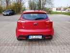 Kia Rio - 6