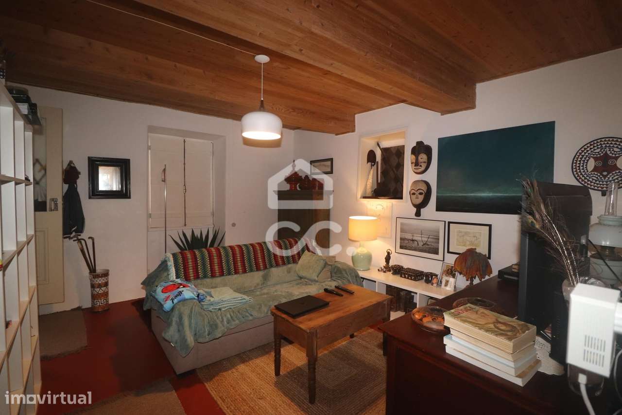 Moradia com 4+2 Quartos - Fenais da Ajuda - Ribeira Grande-11