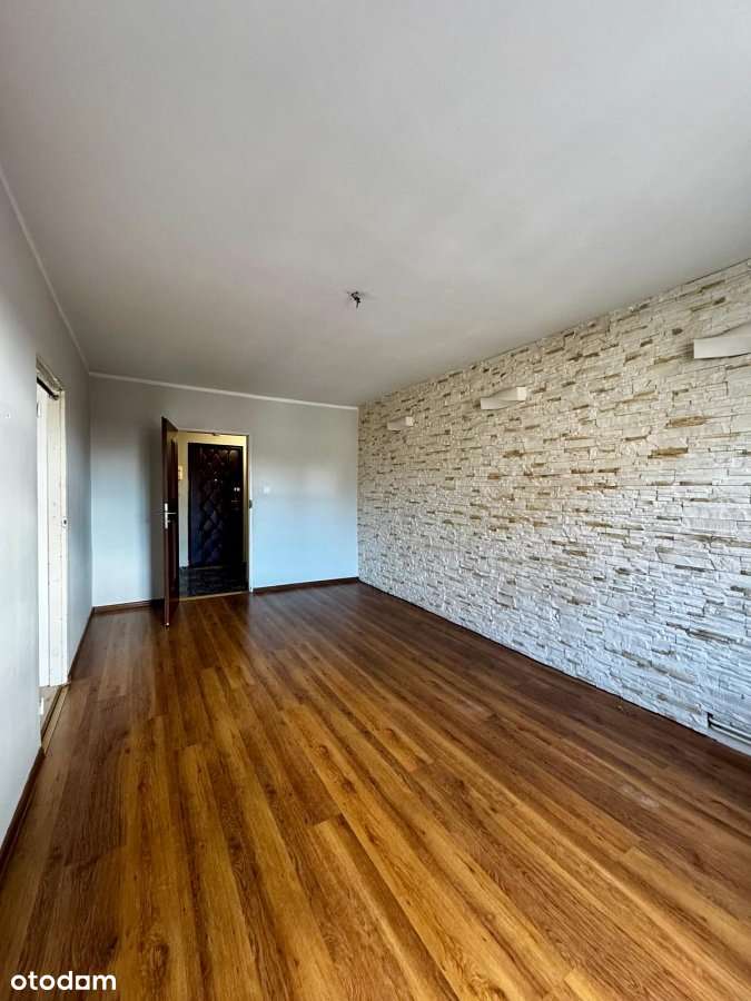 Na sprzedaż przestronne mieszkanie! - Pełny obrazek: 3/12