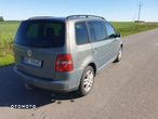 Volkswagen Touran 2.0 TDI Highline - 3