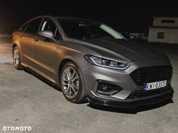 Ford Fusion - 4