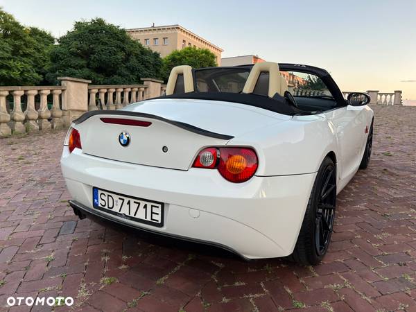 BMW Z4 3.0i - 21