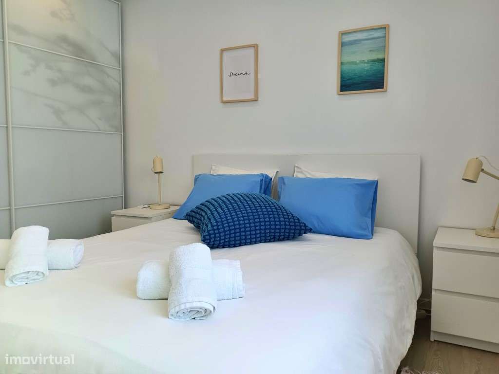 Andar Moradia T2 em Frente à Praia de Angeiras-7
