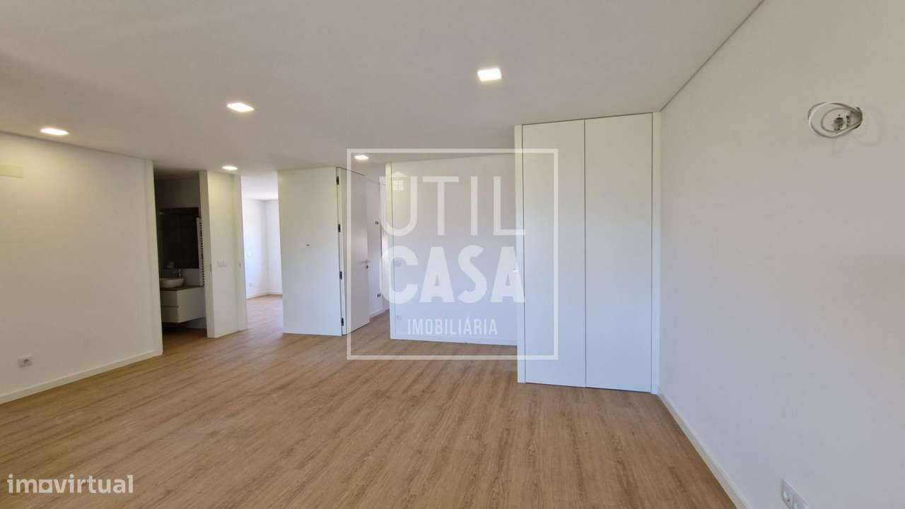 Apartamento T3 em Castelo de Neiva-3