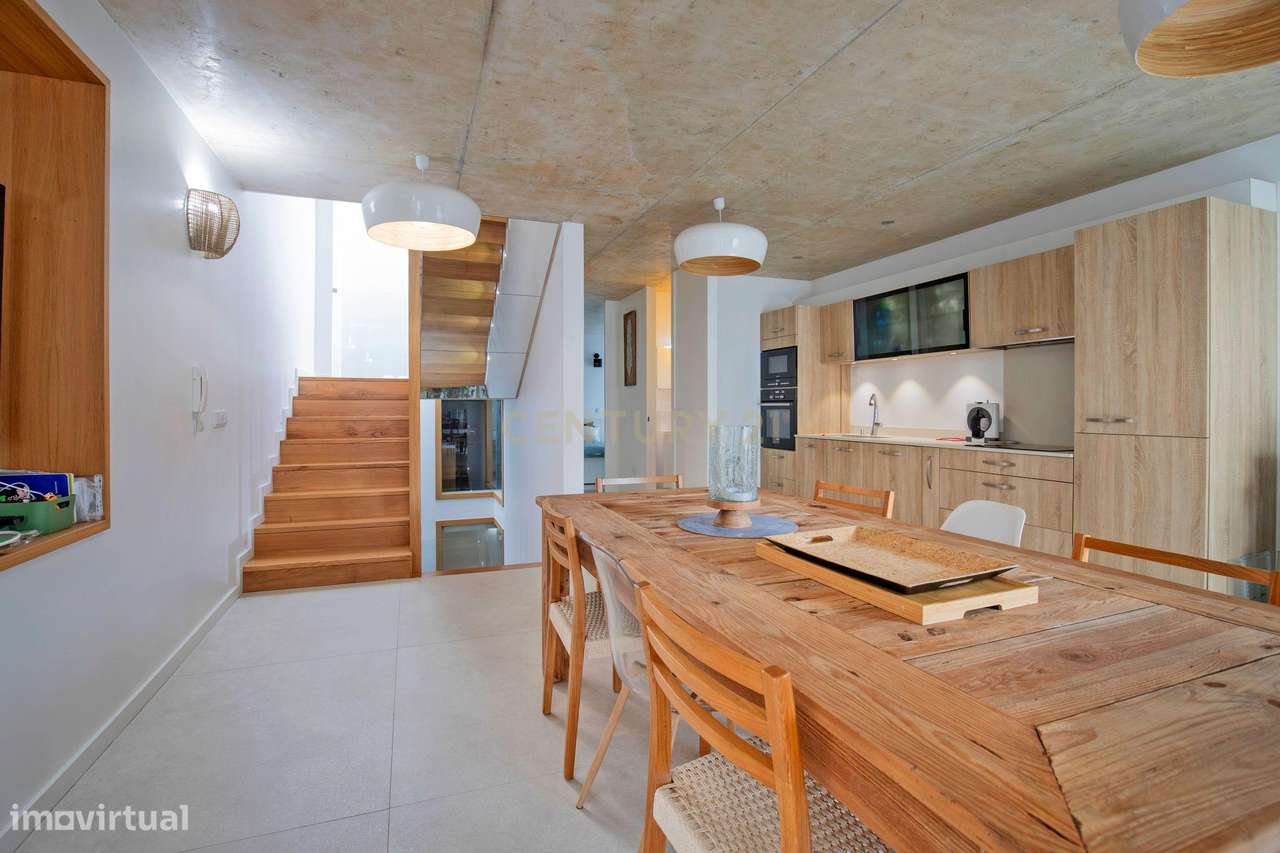 Moradia Contemporânea T3 com Terraço no Coração do Bairro do Troino –-33