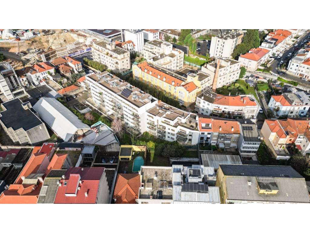 T2 PREMIUM À ROTUNDA DA BOAVISTA-54