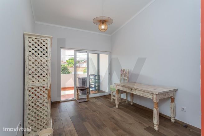 Moradia T4 à venda na Rebelva – Carcavelos-33