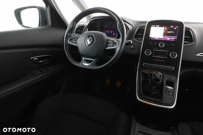 Renault Grand Scenic - 15