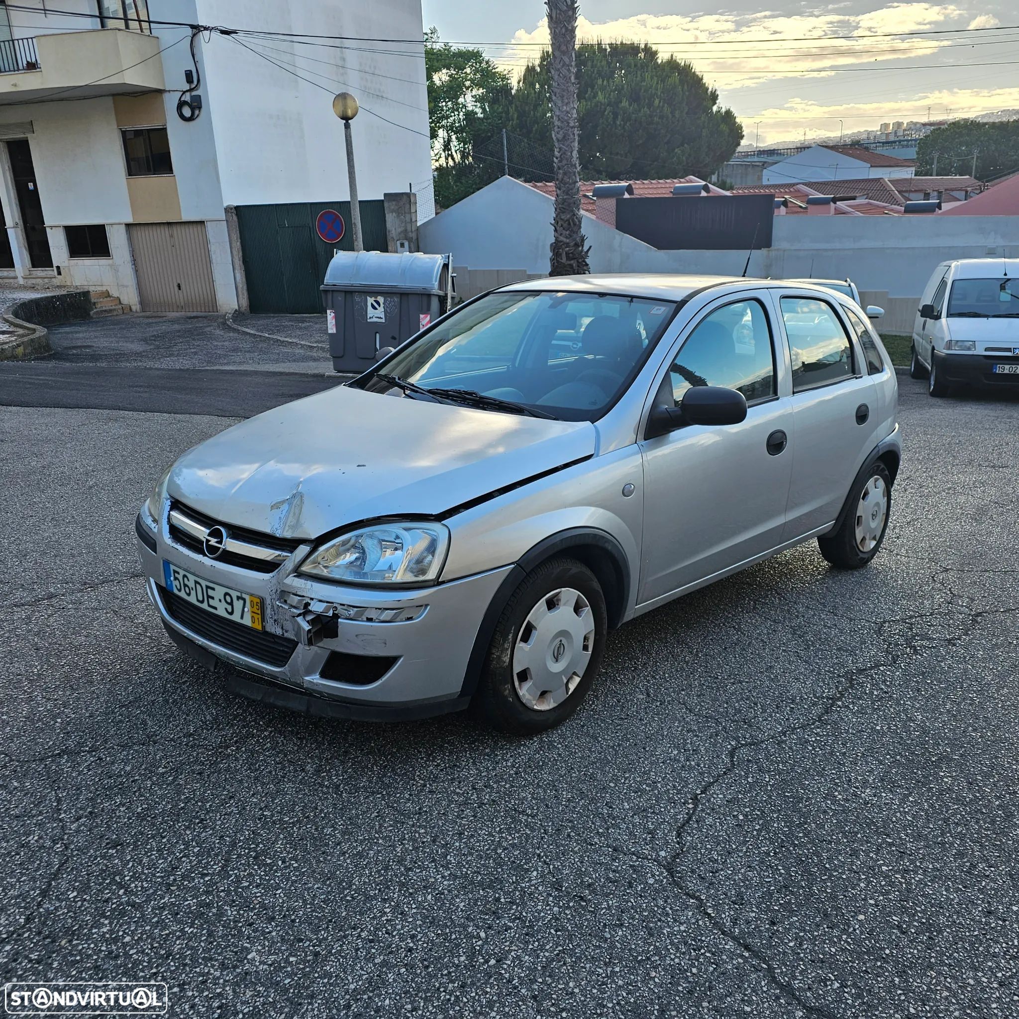 Opel Corsa 1.3 CDTi Enjoy - 1