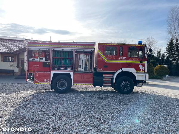 MAN STRAŻ POŻARNA POŻARNICZY 4X4 19.420 Z CNBOP ROSENBAUER CIĘŻKI CAFS PEŁNA OPCJA PIANA A i B CIĘŻKA LEKKA DZIAŁKO ZRASZACZ REDUKTOR BLOKADY WYSOKI PRZEŚWIT WYSOKIE KĄTY NATARCIA+PRZECHYŁU SUPER DURZE KOŁO WZMOCNIONE SK.ZF KONFIGURACYJNIE POJAZD W PEŁNI PRZYSTOSOWANY DO WSZYSTKICH ZADAŃ  NOWY BREND 2022 LIFT NAJAŚNICA STEROWANA LED LISTWA LED OŚWIETLENIE POLA PR. 360 LED  WZMOCNIONY ZBIORNIK GŁÓWNY+REWIZJA DWA SYSTEMY PIANO TWÓRCZE CAFS DWA NATARCIA WYSOKIEGO CIŚNIENIA Z PIANĄ CAFS!!! WŁAZ REWIZYJNY TRZY ZBIORNIKI!! POJAZD JAK NOWY - 38