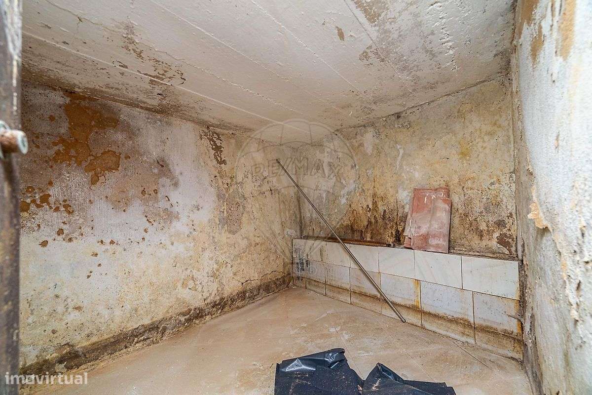 Moradia T2 para venda-21