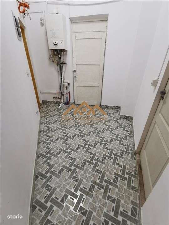 Spatiu comercial | George Enescu | Zona cu vad - Imagine principală: 5/5