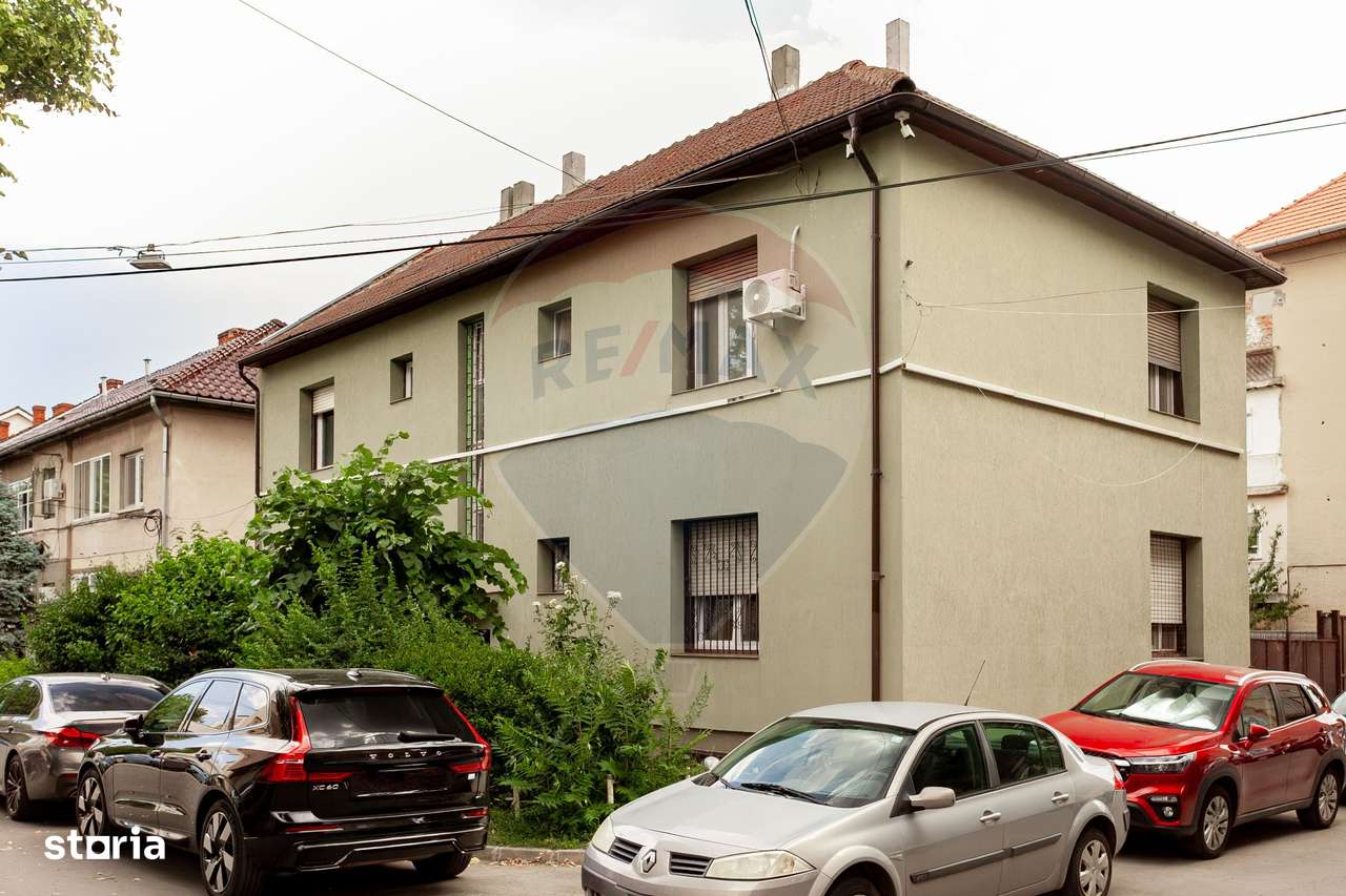 Vilă idealǎ pentru locuințǎ sau investiție -  zonă ultracentralǎ Arad - Imagine principală: 1/20