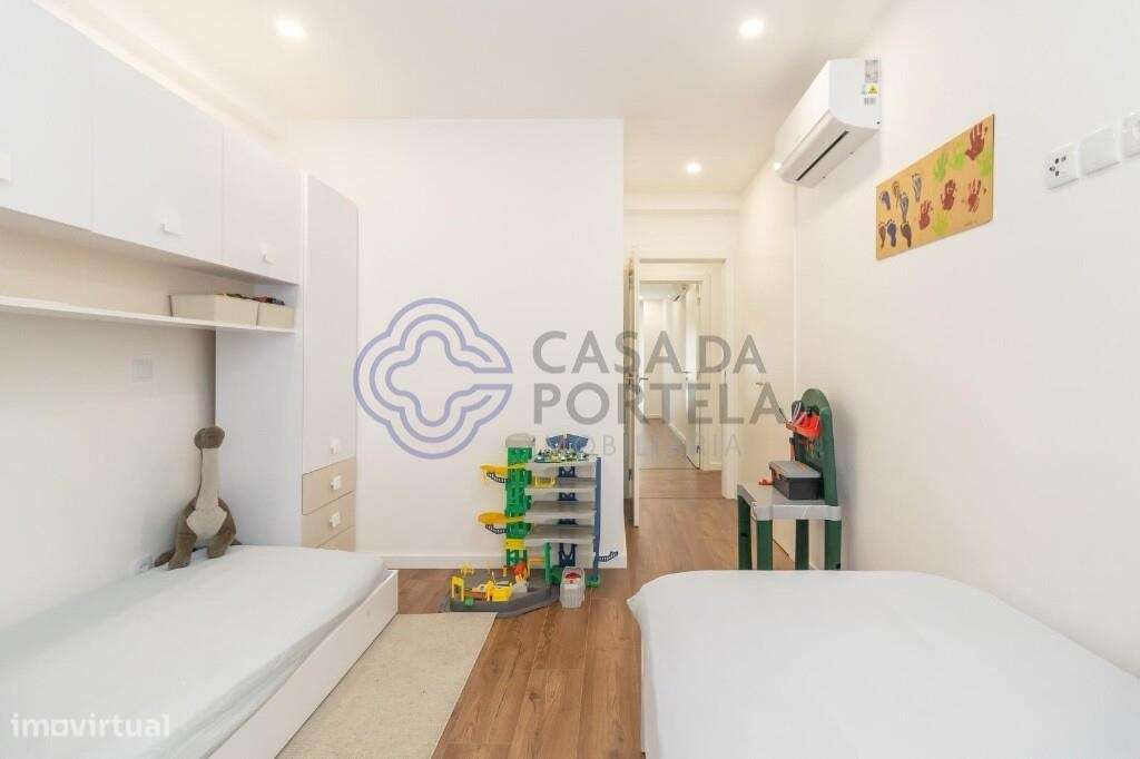 ApartamentoT3 Duplex na Amora -  Design contemporâneo, conforto e Excl-15