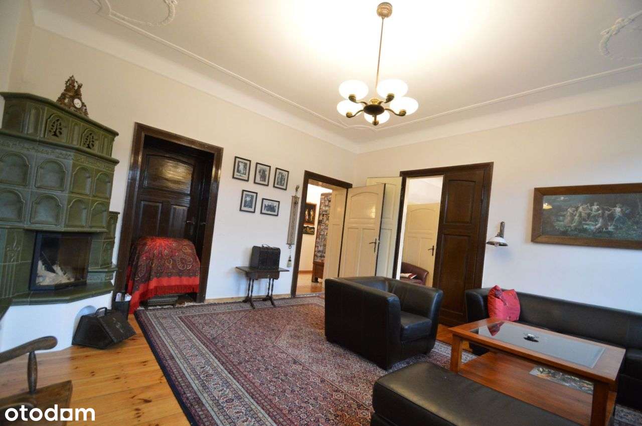 Wyjątkowe mieszkanie w stylu dworkowym – centrum O-2