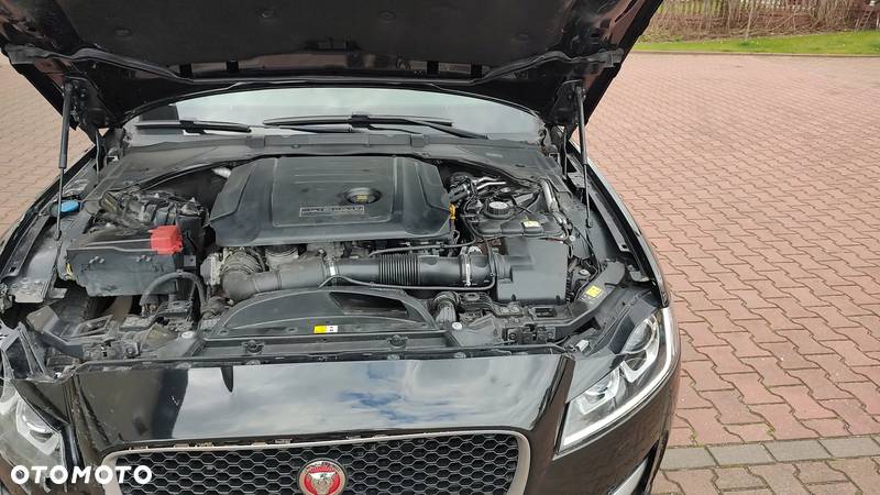 Jaguar XF 2.0 i4D Prestige - 21