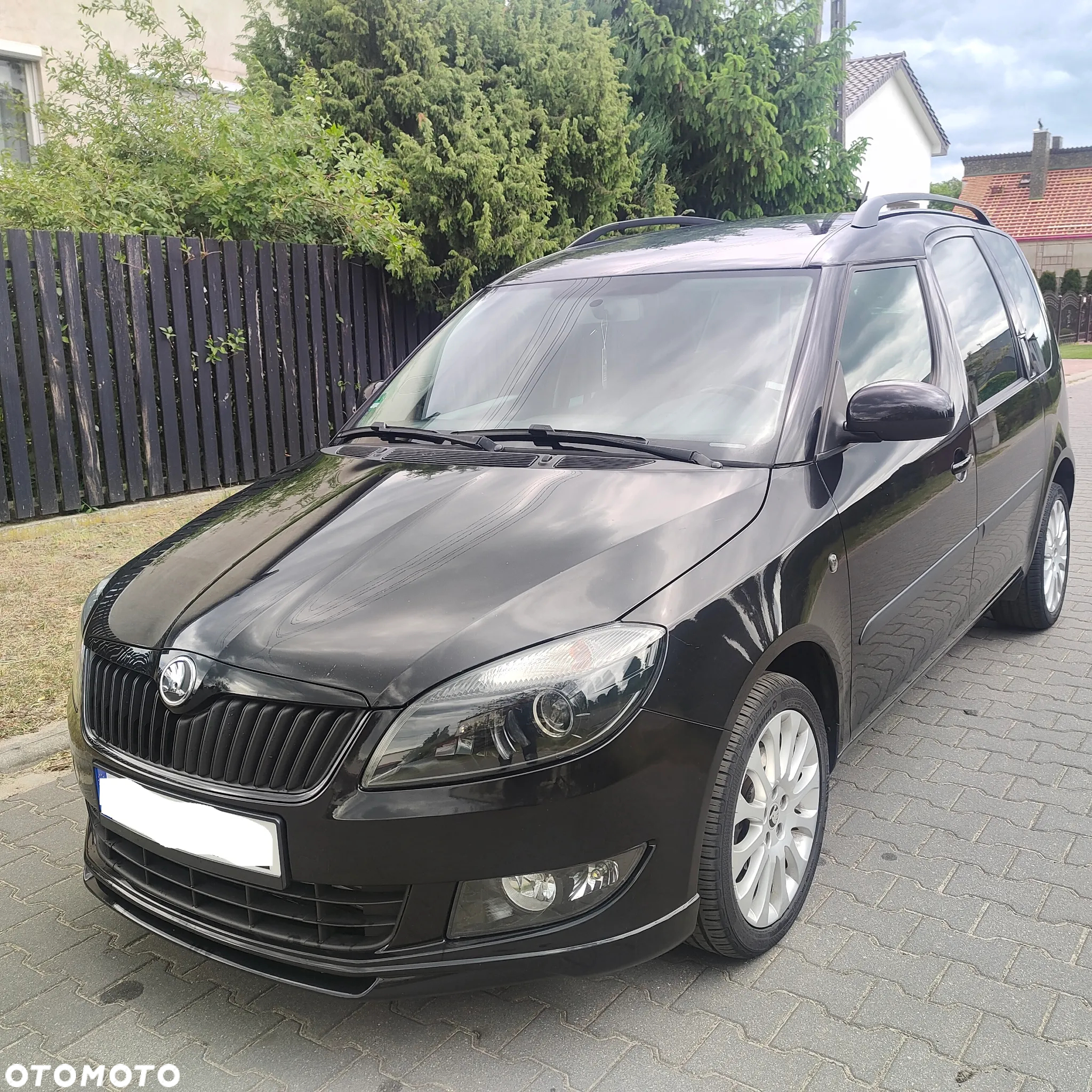 Skoda Roomster 1.6 TDI DPF Noire - 4